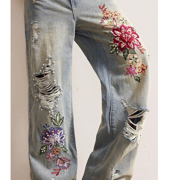 Boho Light Wash Floral Embroidered Distressed Straight leg Denim Jeans - Picture 4 of 6